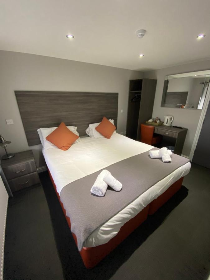 Blackbull Hotel Tarbolton Esterno foto