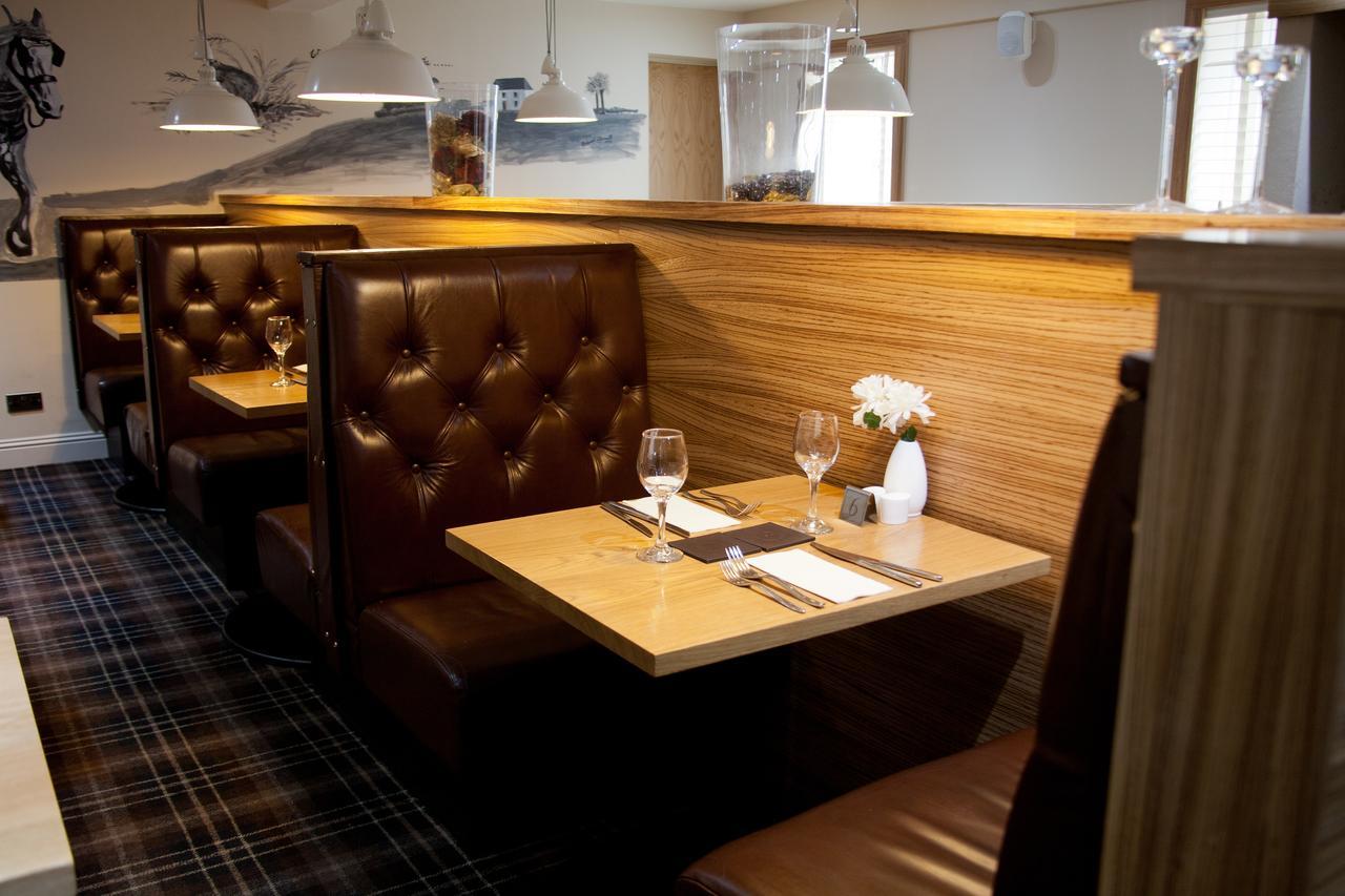 Blackbull Hotel Tarbolton Esterno foto