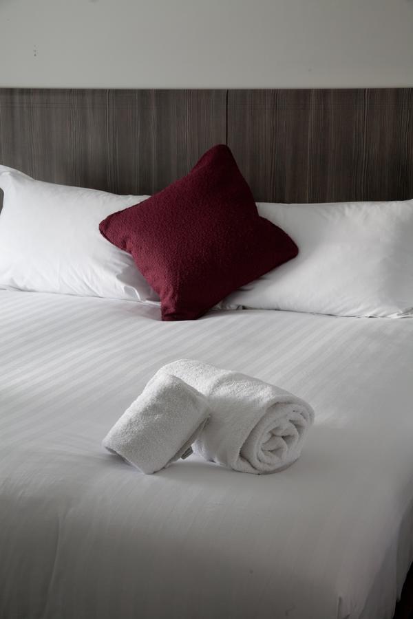 Blackbull Hotel Tarbolton Esterno foto